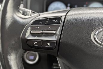 HYUNDAI KONA 64kWh Premium SUV 5dr Electric Auto (10.5kW Charger) (204 ps)