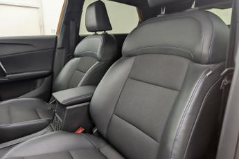 MG Mg4 64kWh Trophy Long Range Hatchback 5dr Electric Auto (203 ps)