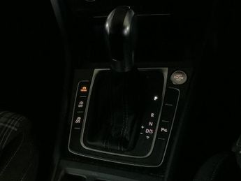 VOLKSWAGEN GOLF 2.0 TDI BlueMotion Tech GTD Hatchback 5dr Diesel DSG Euro 6 (s/s