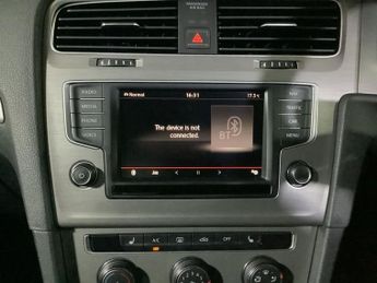 VOLKSWAGEN GOLF 1.6 TDI BlueMotion Tech Match Edition Hatchback 5dr Diesel DSG E