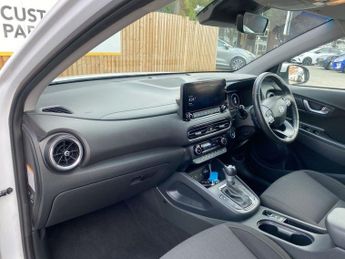 HYUNDAI KONA 1.6 h-GDi Premium SUV 5dr Petrol Hybrid DCT Euro 6 (s/s) (141 ps