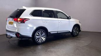 MITSUBISHI OUTLANDER 2.0 MIVEC Exceed SUV 5dr Petrol CVT 4WD Euro 6 (s/s) (150 ps)