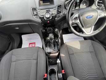 FORD FIESTA 1.6 Titanium Hatchback 5dr Petrol Powershift Euro 5 (105 ps)