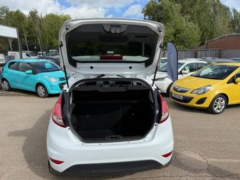 FORD FIESTA 1.6 Titanium Hatchback 5dr Petrol Powershift Euro 5 (105 ps)