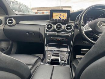 MERCEDES-BENZ C-CLASS 2.1 C220 BlueTEC AMG Line Saloon 4DR AUTOMATIC Diesel G-Tronic+ 