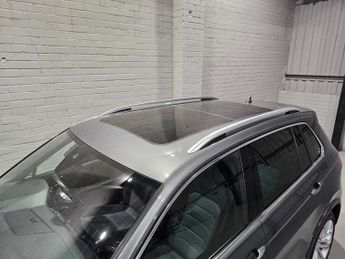 VOLKSWAGEN TIGUAN 2.0 TDI R-Line SUV 5dr Diesel DSG 4Motion Euro 6 (s/s) (150 ps)