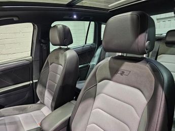 VOLKSWAGEN TIGUAN 2.0 TDI R-Line SUV 5dr Diesel DSG 4Motion Euro 6 (s/s) (150 ps)