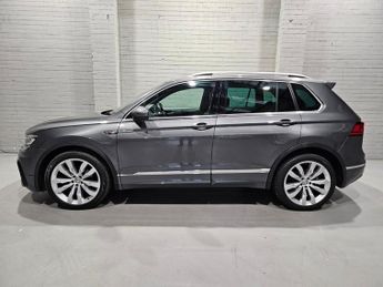 VOLKSWAGEN TIGUAN 2.0 TDI R-Line SUV 5dr Diesel DSG 4Motion Euro 6 (s/s) (150 ps)