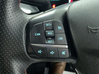 FORD FOCUS 1.0T EcoBoost MHEV ST-Line Edition Hatchback 5dr Petrol Manual E