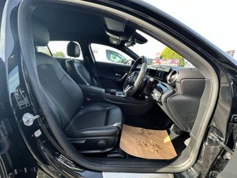 MERCEDES-BENZ A-CLASS Automatic 1.5 A180d Sport Hatchback 5dr Diesel 7G-DCT Euro 6 (s/