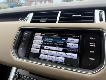 LAND ROVER RANGE ROVER SPORT 3.0 TD V6 SE SUV 5dr Diesel Auto 4WD Euro 5 (s/s) (258 ps)- 1 OW