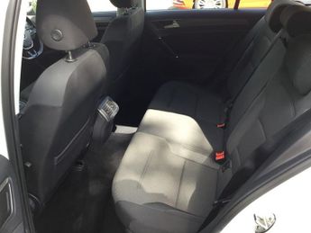 VOLKSWAGEN GOLF 1.0 TSI SE Nav Estate 5dr Petrol Manual Euro 6 (s/s) (115 ps)