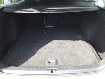 VOLKSWAGEN GOLF 1.0 TSI SE Nav Estate 5dr Petrol Manual Euro 6 (s/s) (115 ps)