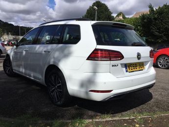 VOLKSWAGEN GOLF 1.0 TSI SE Nav Estate 5dr Petrol Manual Euro 6 (s/s) (115 ps)