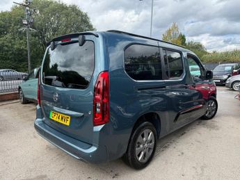 VAUXHALL Combo Life Electric 52kWh Ultimate XL MPV 5dr Electric Auto (7.4kW Charger) (136 ps)