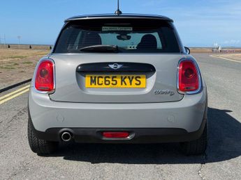 MINI HATCH 1.5 Cooper D Hatchback 3dr Diesel Auto Euro 6 (s/s) (116 ps)