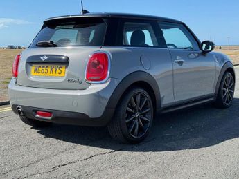 MINI HATCH 1.5 Cooper D Hatchback 3dr Diesel Auto Euro 6 (s/s) (116 ps)