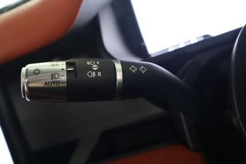 LAND ROVER DEFENDER 110 2.0 SD4 SE Auto 4WD Euro 6 (s/s) 5dr