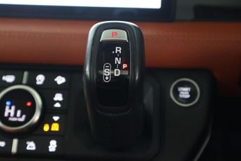 LAND ROVER DEFENDER 110 2.0 SD4 SE Auto 4WD Euro 6 (s/s) 5dr