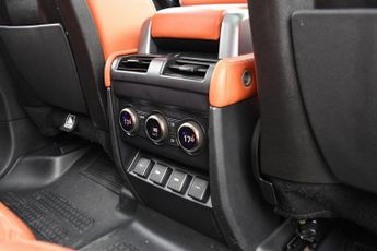 LAND ROVER DEFENDER 110 2.0 SD4 SE Auto 4WD Euro 6 (s/s) 5dr