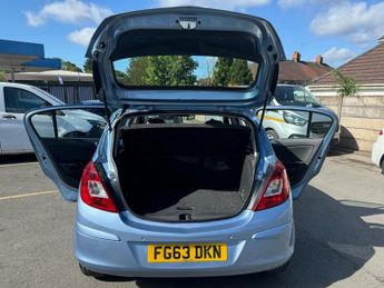 VAUXHALL CORSA 1.4 16V SE Hatchback 5dr Petrol Auto Euro 5 (100 ps)