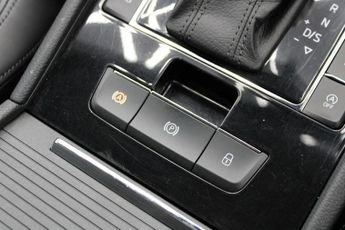 SKODA SUPERB 2.0 TDI SE L Executive Hatchback 5dr Diesel DSG 4WD Euro 6 (s/s)