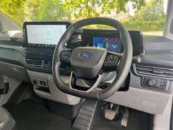 FORD TRANSIT CUSTOM Transit Custom 320 Limited EV 5dr