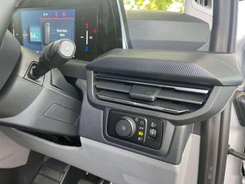 FORD TRANSIT CUSTOM Transit Custom 320 Limited EV 5dr
