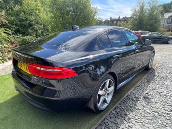 JAGUAR XE 2.0d R-Sport Saloon 4dr Diesel Auto Euro 6 (s/s) (180 ps)