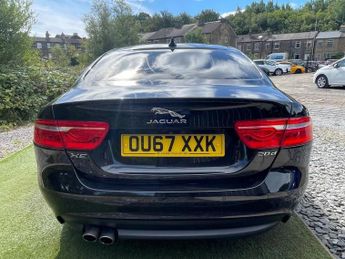 JAGUAR XE 2.0d R-Sport Saloon 4dr Diesel Auto Euro 6 (s/s) (180 ps)