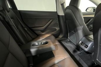 TESLA Model 3 (Dual Motor) Performance Saloon 4dr Electric Auto 4WDE (Performa