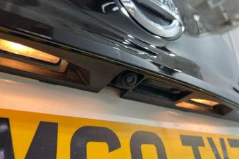 NISSAN LEAF 40kWh Tekna Hatchback 5dr Electric Auto (150 ps) 1 Owner / Low M