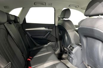 AUDI Q5 2.0 TDI 40 Sport SUV 5dr Diesel S Tronic quattro Euro 6 (s/s) (1