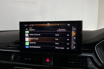 AUDI A4 2.0 TFSI 35 Black Edition Saloon 4dr Petrol S Tronic Euro 6 (s/s