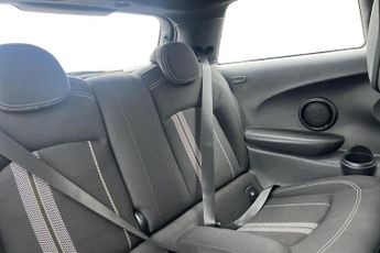 MINI HATCH 1.5 Cooper Sport Hatchback 3dr Petrol Steptronic Euro 6 (s/s) (1