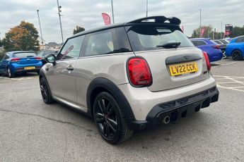 MINI HATCH 1.5 Cooper Sport Hatchback 3dr Petrol Steptronic Euro 6 (s/s) (1