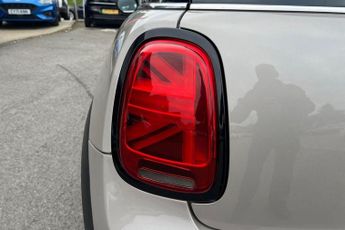 MINI HATCH 1.5 Cooper Sport Hatchback 3dr Petrol Steptronic Euro 6 (s/s) (1