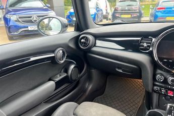 MINI HATCH 1.5 Cooper Sport Hatchback 3dr Petrol Steptronic Euro 6 (s/s) (1