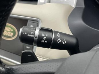 LAND ROVER RANGE ROVER EVOQUE 2.2 SD4 Dynamic SUV 5dr Diesel Auto 4WD Euro 5 (s/s) (190 ps)