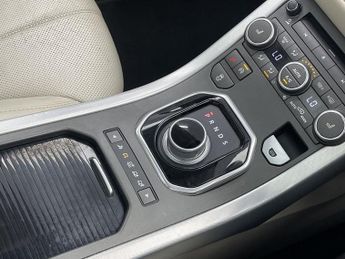 LAND ROVER RANGE ROVER EVOQUE 2.2 SD4 Dynamic SUV 5dr Diesel Auto 4WD Euro 5 (s/s) (190 ps)