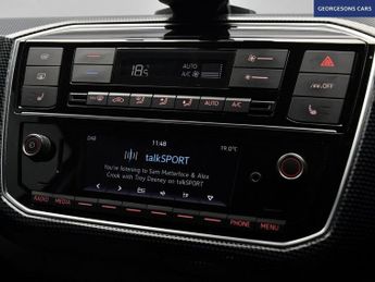 VOLKSWAGEN e-up! 36.8kWh e-up! Hatchback 5dr Electric Auto (82 ps)