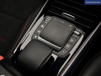 MERCEDES-BENZ EQA EQA 250 66.5kWh AMG Line SUV 5dr Electric Auto (190 ps)