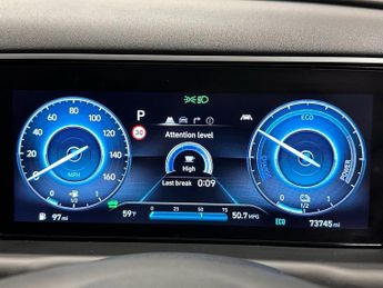 HYUNDAI TUCSON 1.6 h T-GDi PREMIUM HYBRID AUTO 230 BHP + SAT NAV + CAMERA