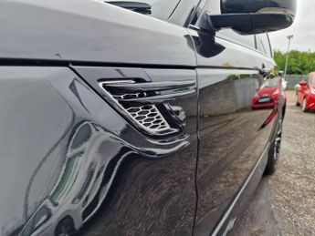 LAND ROVER RANGE ROVER SPORT 3.0 SD V6 Autobiography Dynamic SUV 5dr Diesel Auto 4WD Euro 6 (