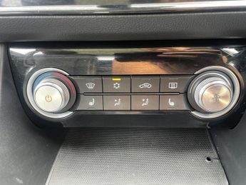 MG MG ZS 44.5kWh Exclusive SUV 5dr Electric Auto (143 ps)