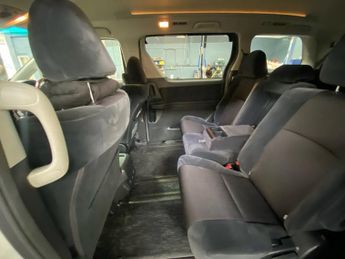 TOYOTA VELLFIRE ANH20 Auto 2360cc Petrol 8 seat