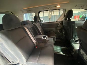 TOYOTA VELLFIRE ANH20 Auto 2360cc Petrol 8 seat
