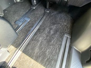 TOYOTA VELLFIRE ANH20 Auto 2360cc Petrol 8 seat