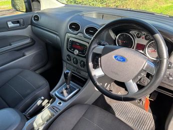 FORD FOCUS 1.6 Titanium Hatchback 5dr Petrol Automatic (184 g/km, 99 bhp)
