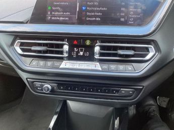 BMW 1 SERIES 1.5 118i M Sport (LCP) Hatchback 5dr Petrol DCT Euro 6 (s/s) (13